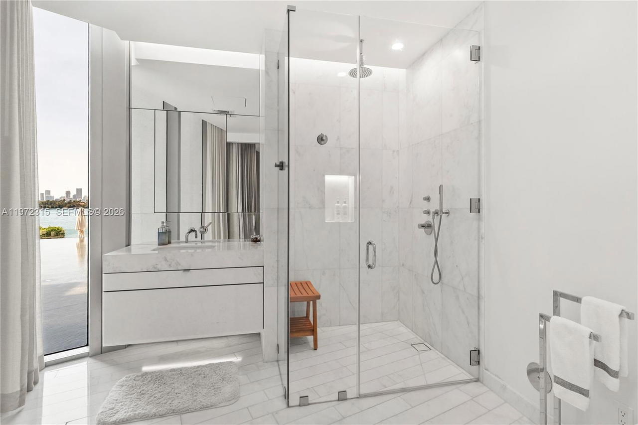 Real estate property located at 1300 Monad Ter #1A, Miami-dade, Alton Beach Realty Co Sub, Miami Beach, FL