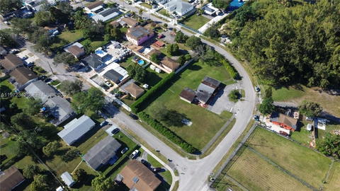 Real estate property located at 10450 19th Ave, Miami-dade, River Gulfair, Miami, FL
