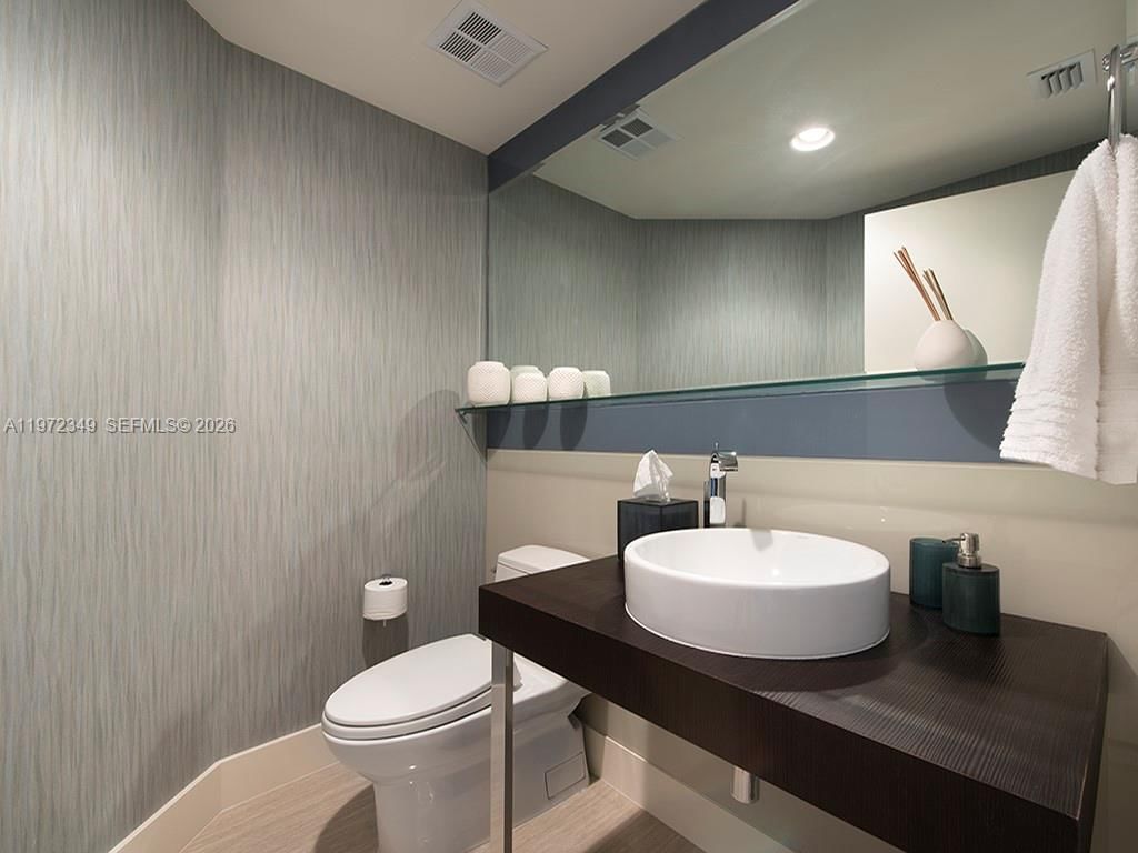 Real estate property located at 2711 Ocean Dr. #2804, Broward, Hollywood Beach Condo, Hollywood, FL