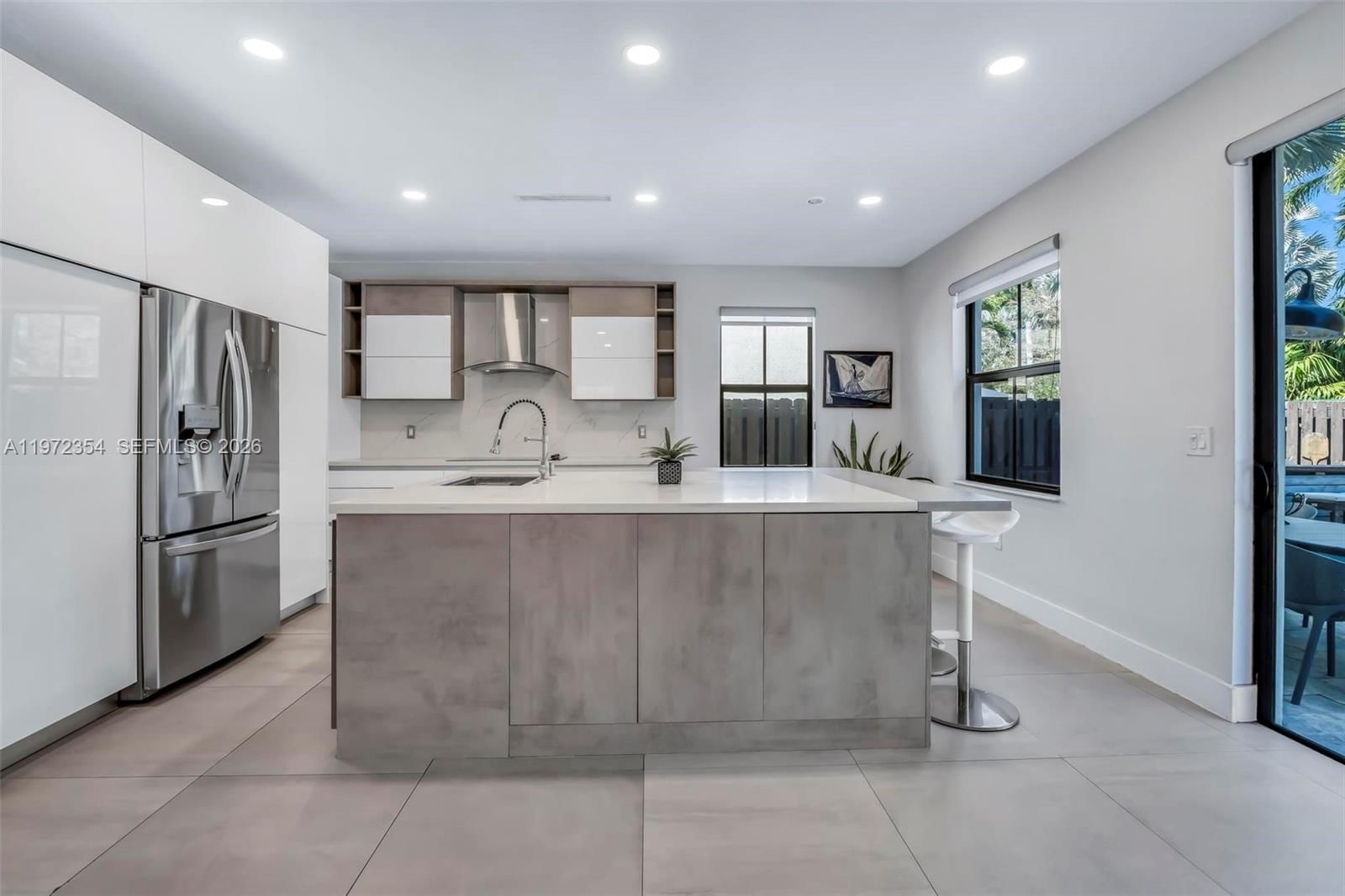 Real estate property located at 10043 89 TERRA, Miami-dade, Grand Bay At Doral, Doral, FL