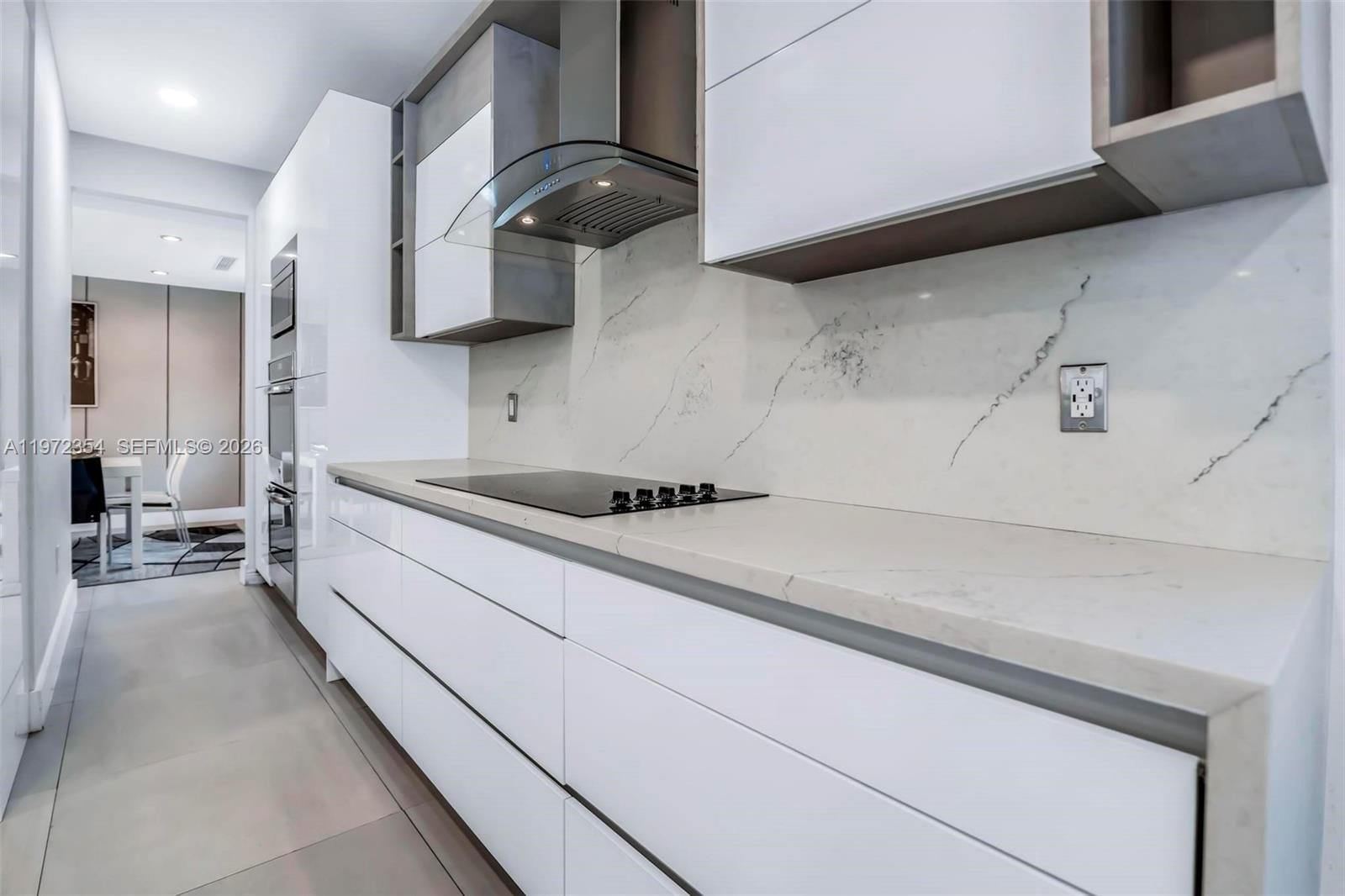 Real estate property located at 10043 89 TERRA, Miami-dade, Grand Bay At Doral, Doral, FL