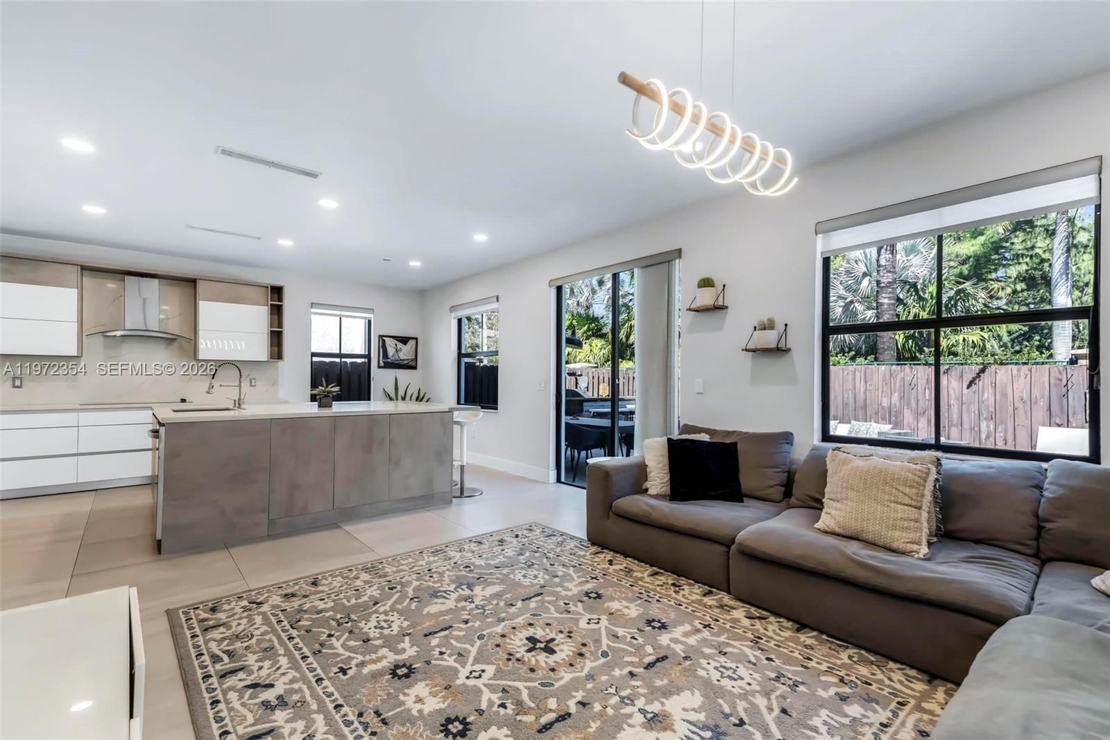 Real estate property located at 10043 89 TERRA, Miami-dade, Grand Bay At Doral, Doral, FL