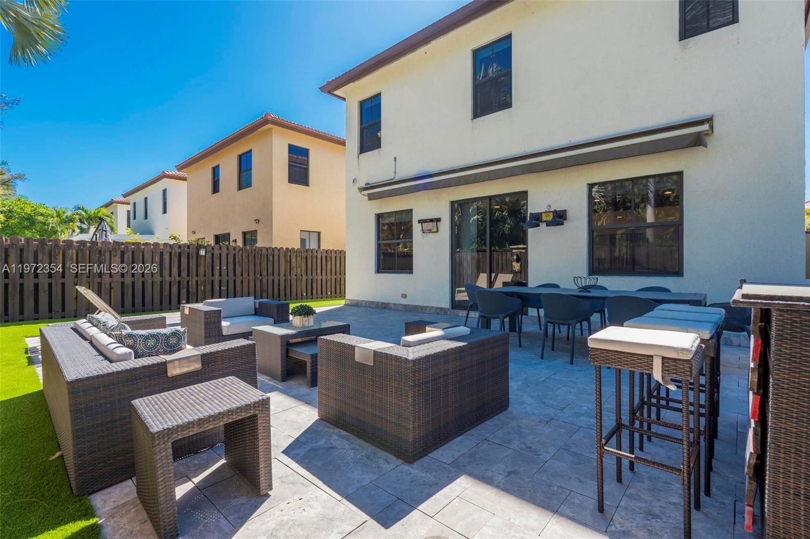 Real estate property located at 10043 89 TERRA, Miami-dade, Grand Bay At Doral, Doral, FL