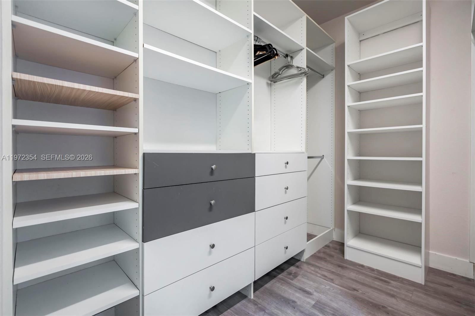 Real estate property located at 10043 89 TERRA, Miami-dade, Grand Bay At Doral, Doral, FL