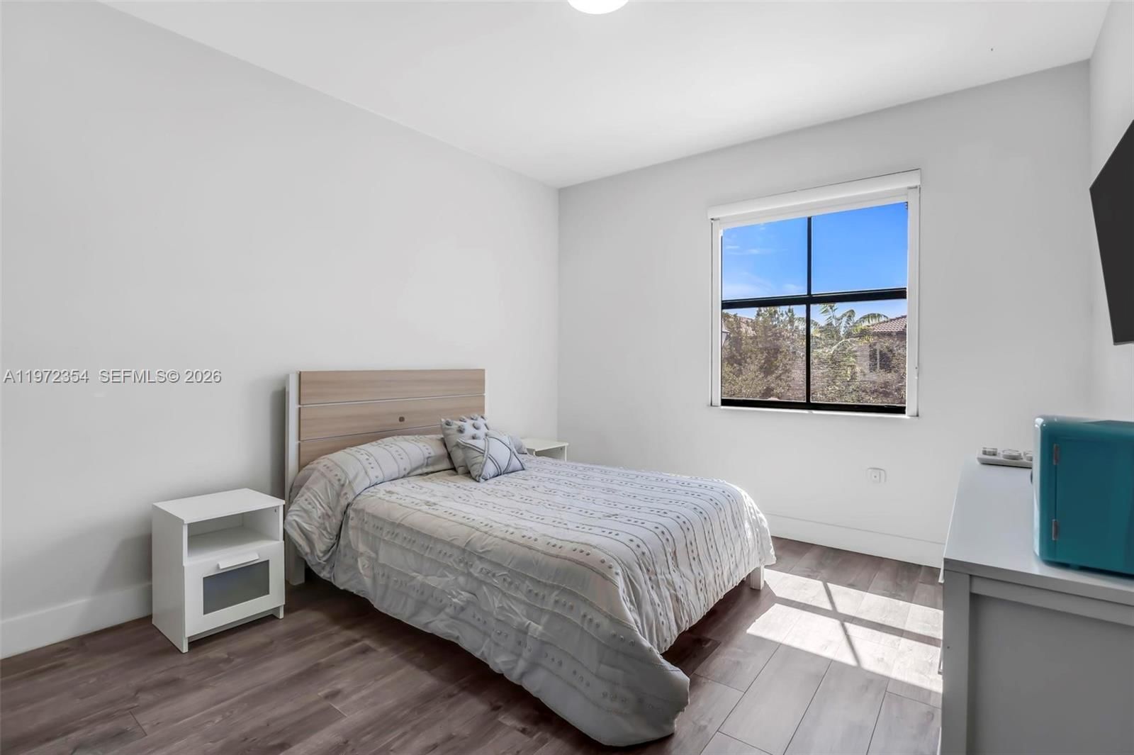 Real estate property located at 10043 89 TERRA, Miami-dade, Grand Bay At Doral, Doral, FL