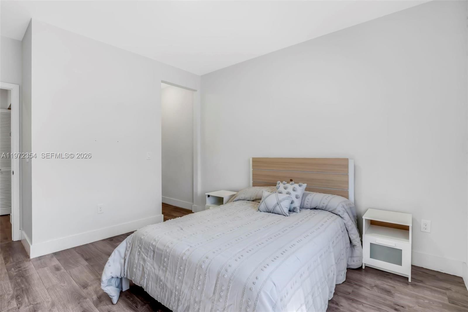 Real estate property located at 10043 89 TERRA, Miami-dade, Grand Bay At Doral, Doral, FL