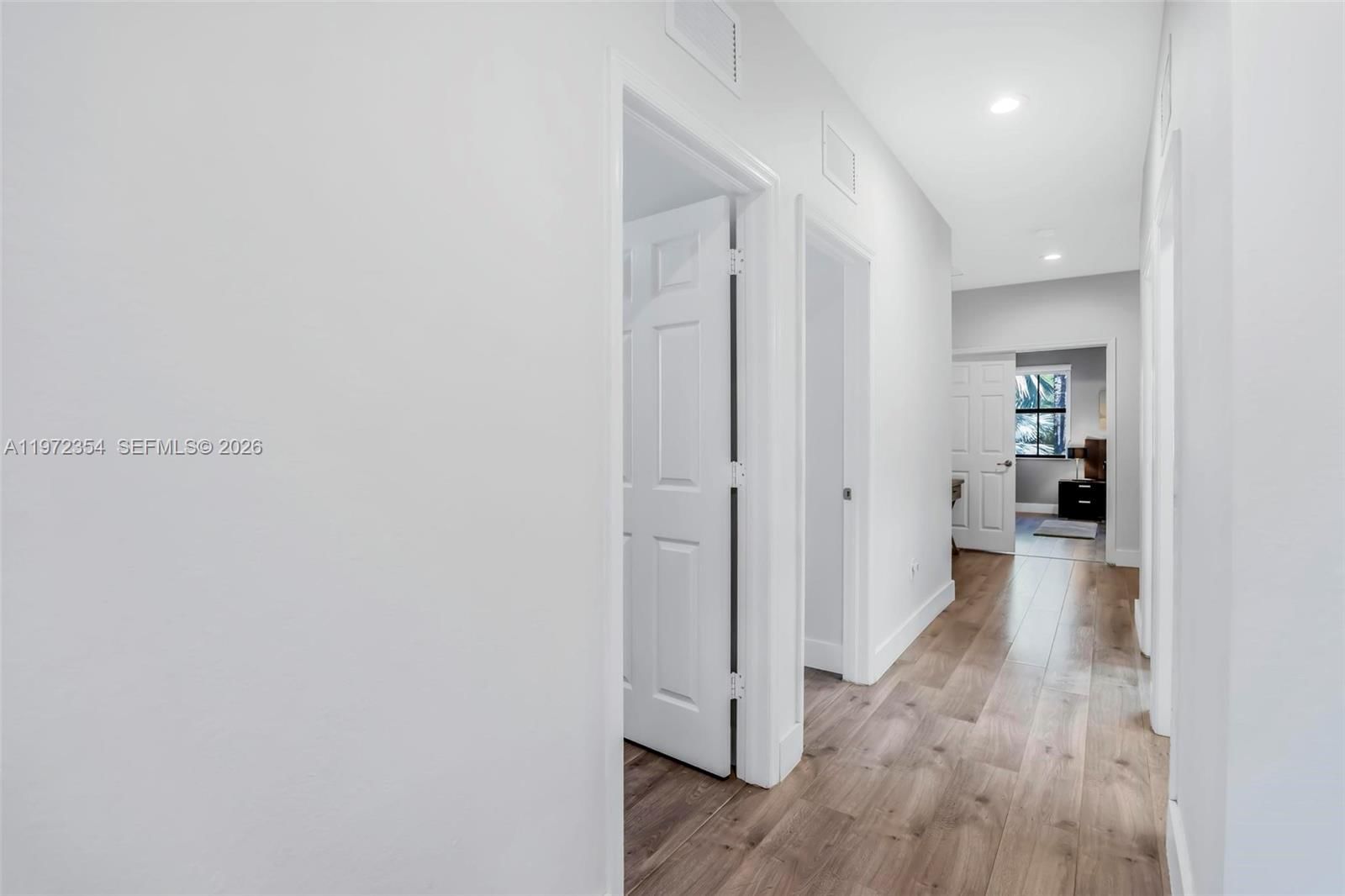 Real estate property located at 10043 89 TERRA, Miami-dade, Grand Bay At Doral, Doral, FL