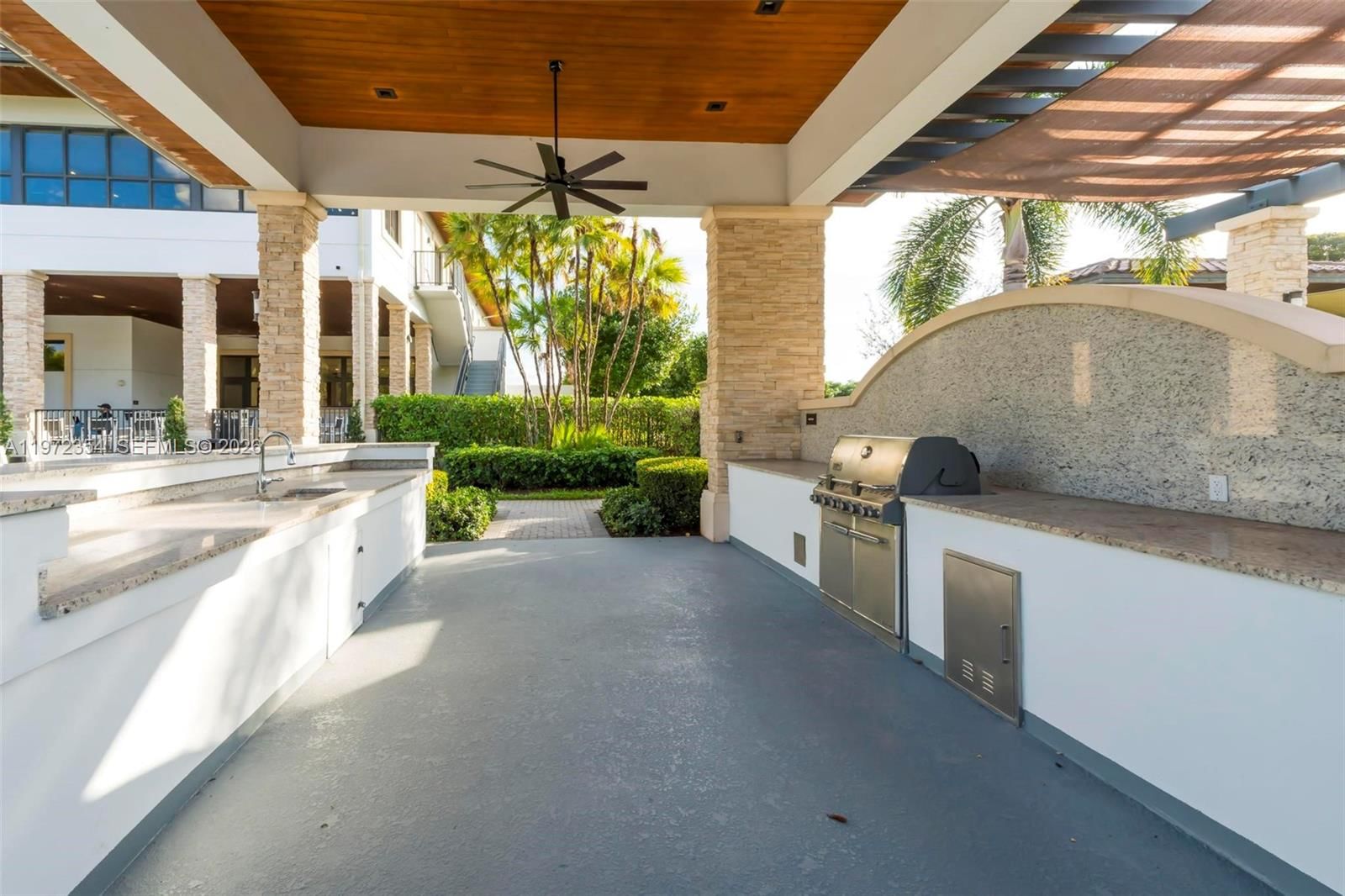 Real estate property located at 10043 89 TERRA, Miami-dade, Grand Bay At Doral, Doral, FL