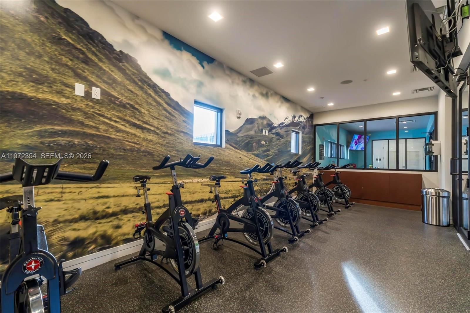 Real estate property located at 10043 89 TERRA, Miami-dade, Grand Bay At Doral, Doral, FL