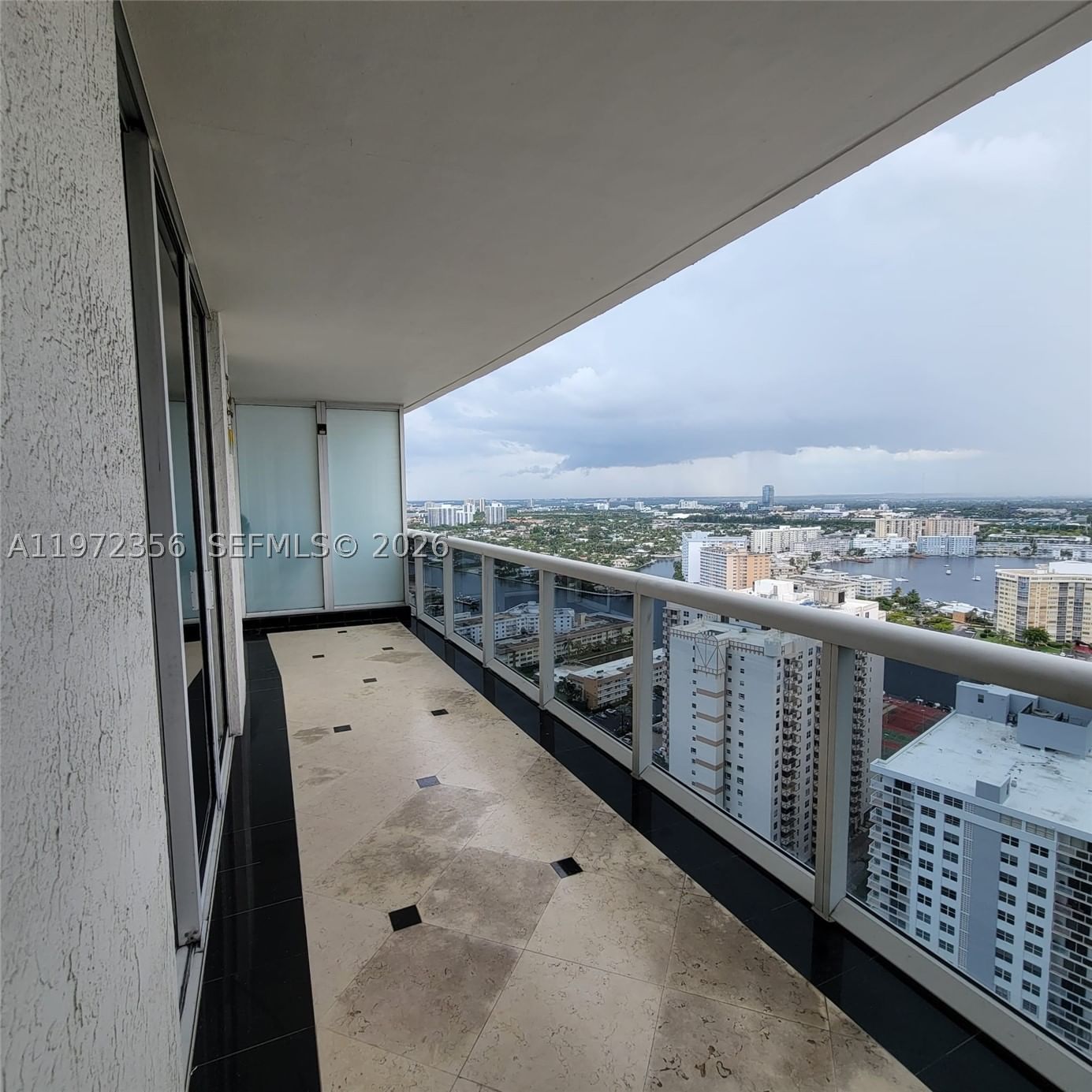 Real estate property located at 1850 Ocean Dr #3007, Broward, Beach Club Condo, Hallandale Beach, FL