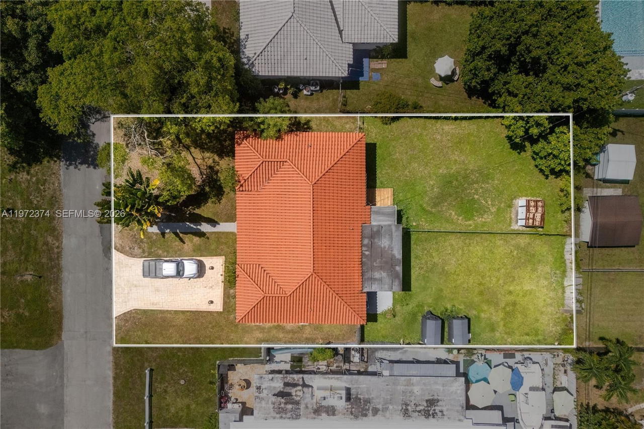 Real estate property located at 11020 10th Ave, Miami-dade, Richards Miami Shores, Biscayne Park, FL
