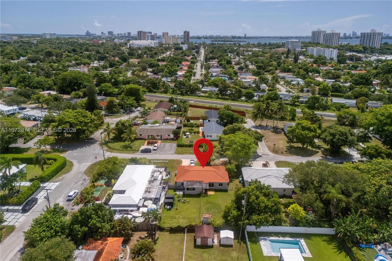 Real estate property located at 11020 10th Ave, Miami-dade, Richards Miami Shores, Biscayne Park, FL