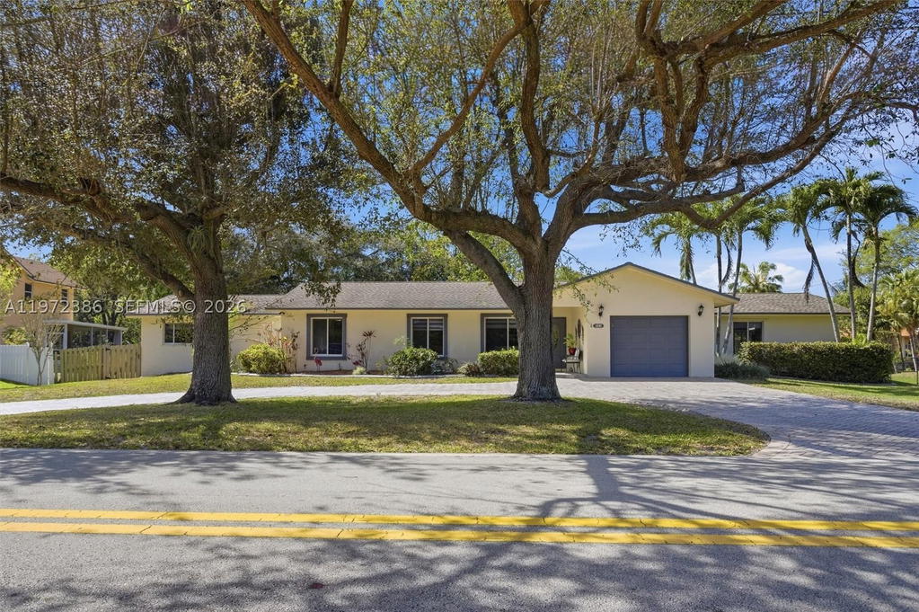 Real estate property located at 431 OLD HIATUS RD, Broward, Plantation Acress, Plantation, FL
