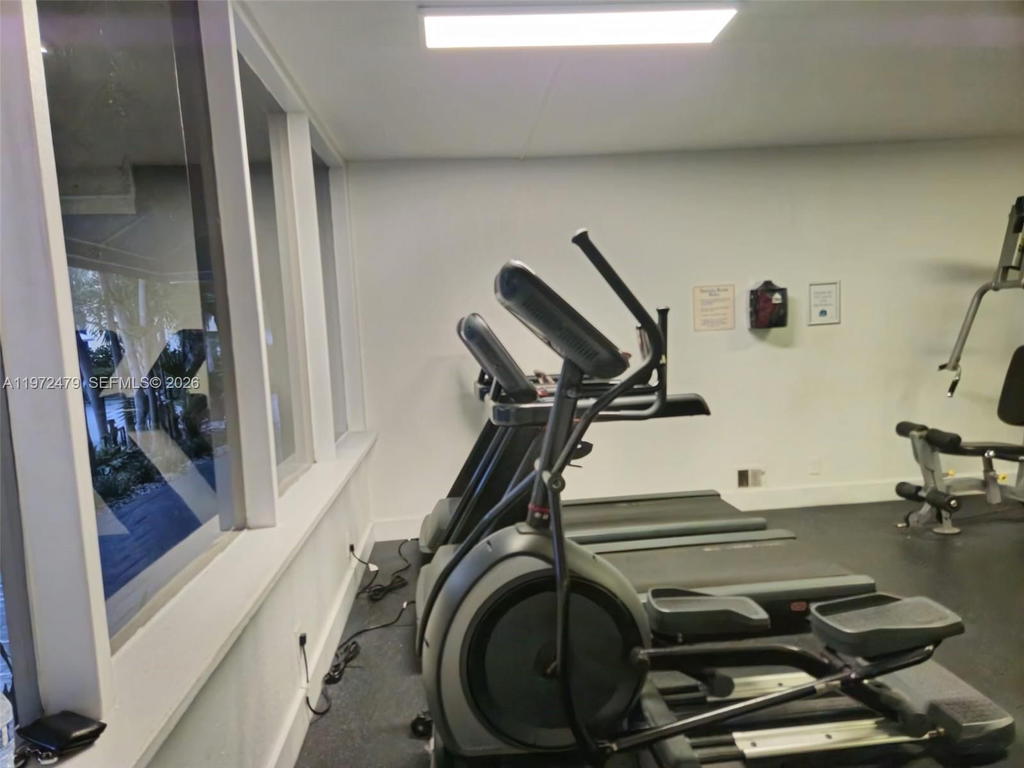 Real estate property located at 4550 9th St #704E, Miami-dade, Yolanda Villas Condo, Miami, FL