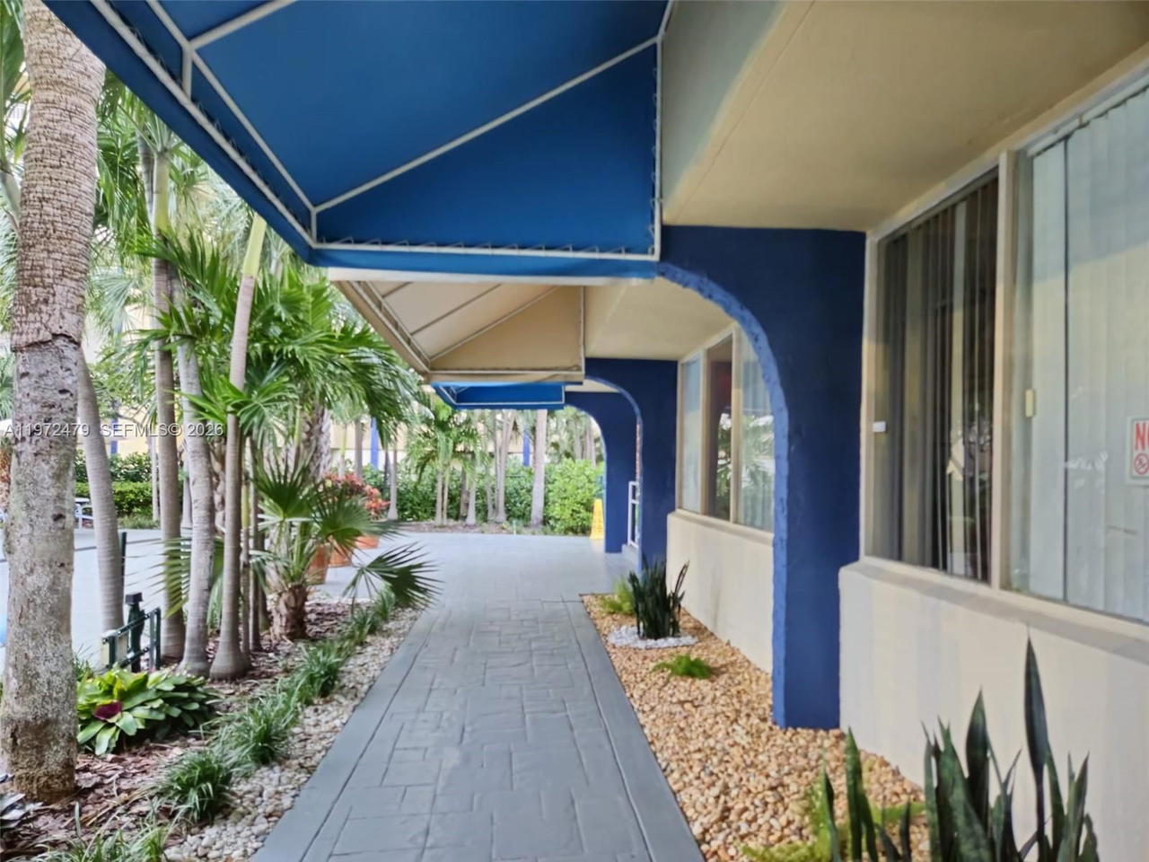 Real estate property located at 4550 9th St #704E, Miami-dade, Yolanda Villas Condo, Miami, FL