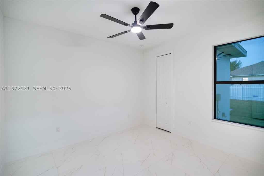 Real estate property located at 9 12 PL, Lee, Cape Coral Unit 52, Cape Coral, FL
