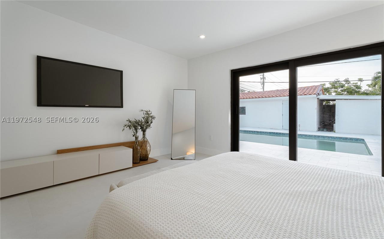 Real estate property located at 1221 Biarritz Dr, Miami-dade, Oceanside Sec Isle Of Nor, Miami Beach, FL