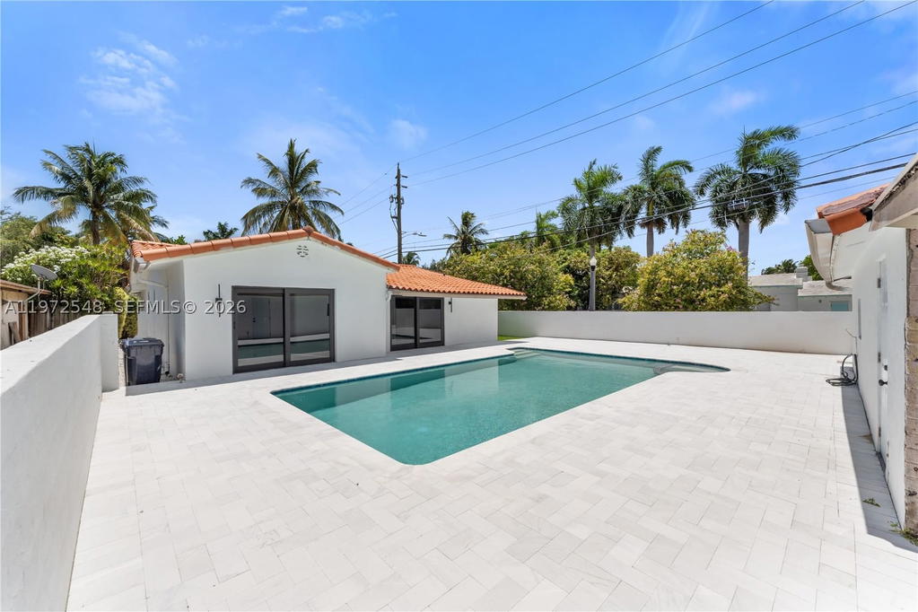 Real estate property located at 1221 Biarritz Dr, Miami-dade, Oceanside Sec Isle Of Nor, Miami Beach, FL