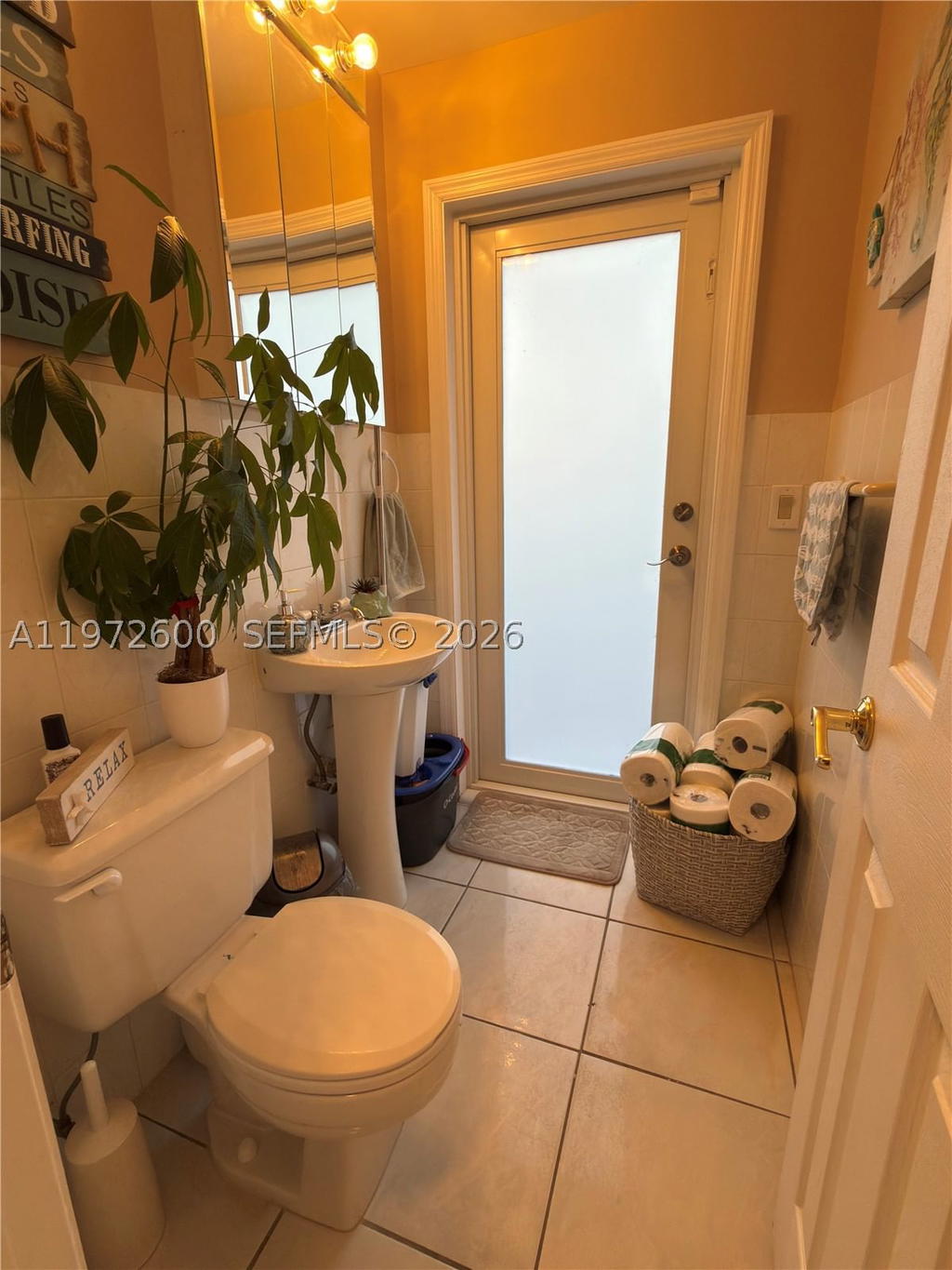 Real estate property located at 17221 82nd Ave, Miami-dade, Palm Springs North Sec C, Hialeah, FL