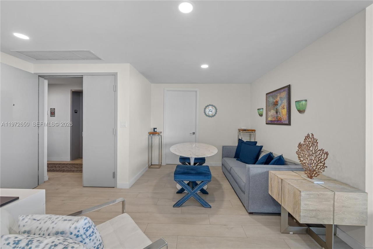 Real estate property located at 488 18th St #2112, Miami-dade, Aria On The Bay Condo, Miami, FL
