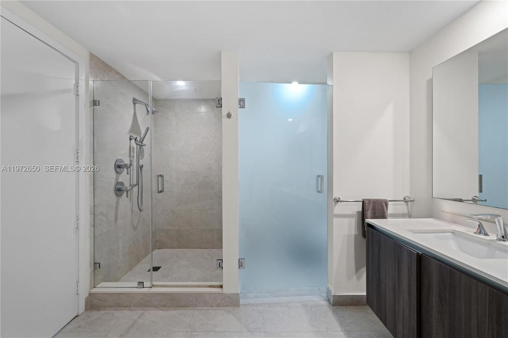 Real estate property located at 488 18th St #2112, Miami-dade, Aria On The Bay Condo, Miami, FL