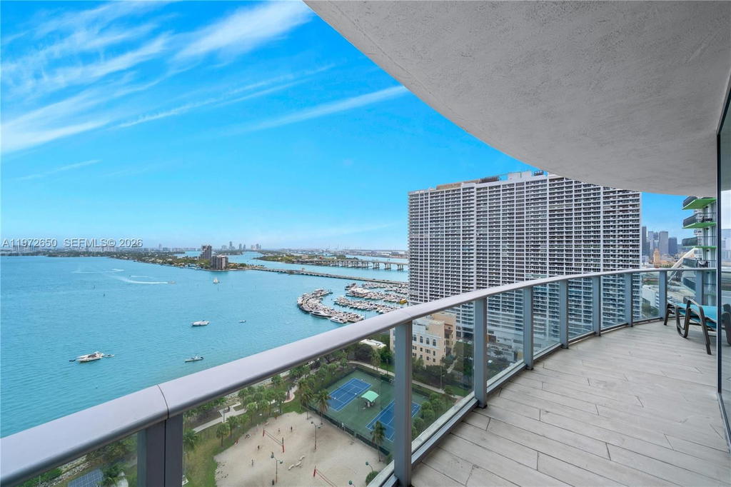 Real estate property located at 488 18th St #2112, Miami-dade, Aria On The Bay Condo, Miami, FL