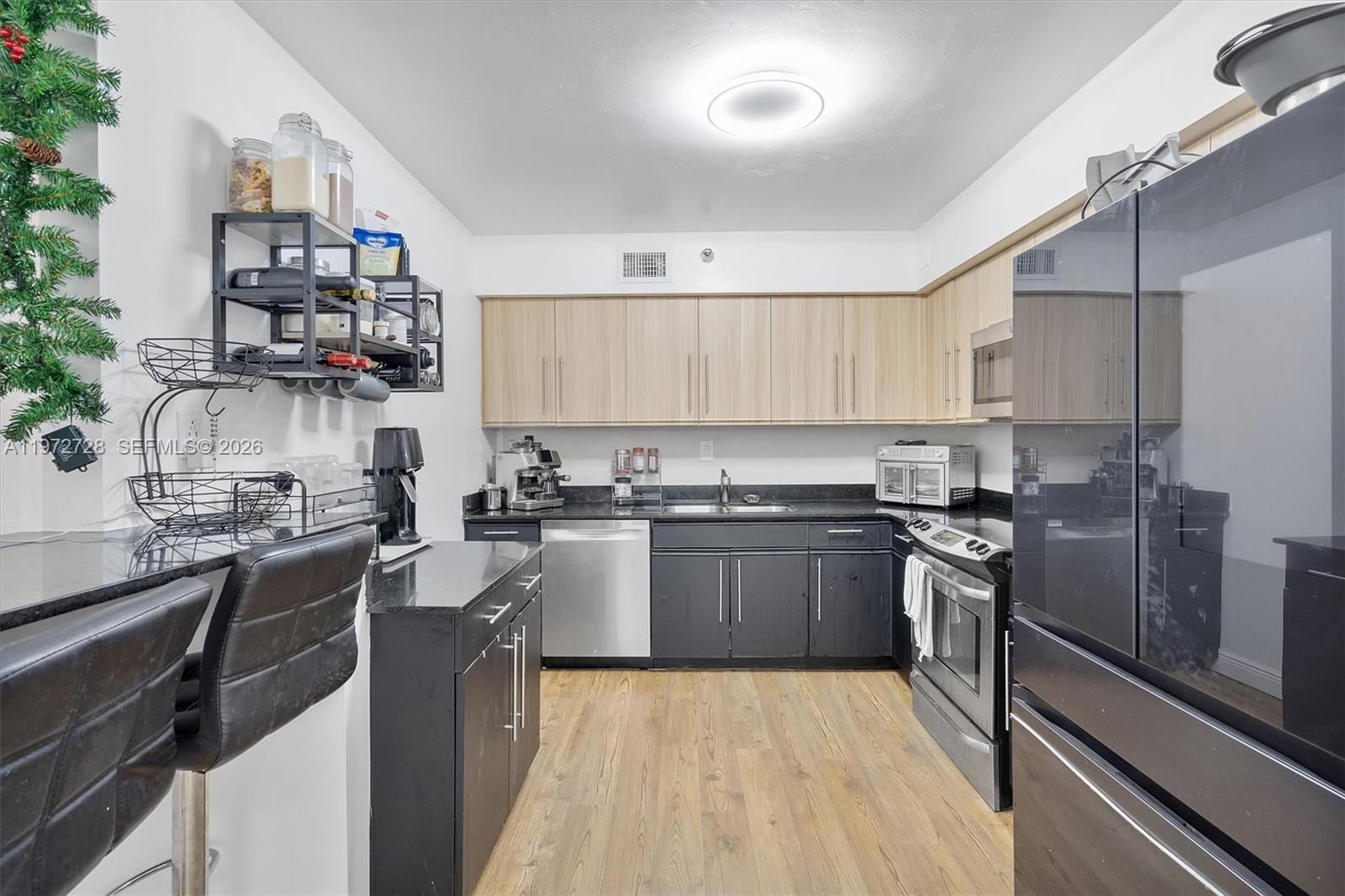 Real estate property located at 3530 Mystic Pointe Dr #2907, Miami-dade, Mystic Pointe Tower 500 C, Aventura, FL