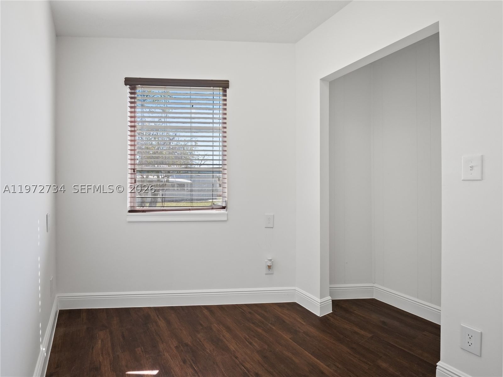 Real estate property located at 7504 70th Ave, Broward, Mainlands Of Tamarac Lake, Tamarac, FL