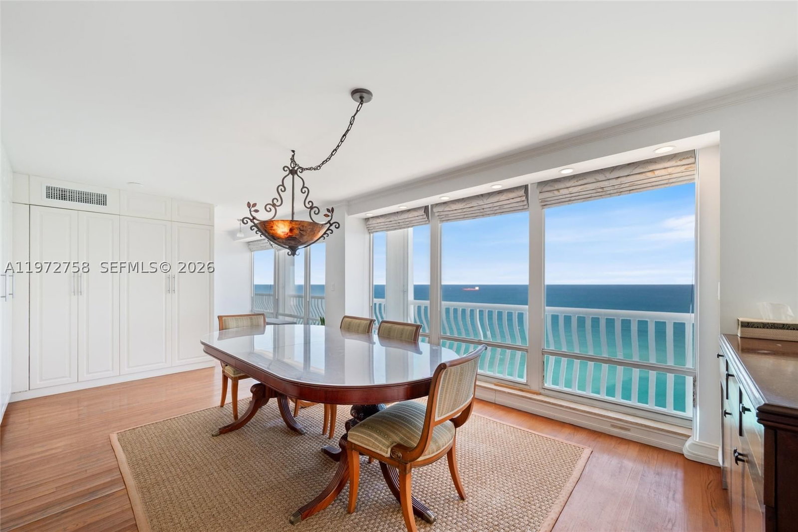 Real estate property located at 2200 OCEAN LN #3009-10, Broward, Point Of Americas, Fort Lauderdale, FL