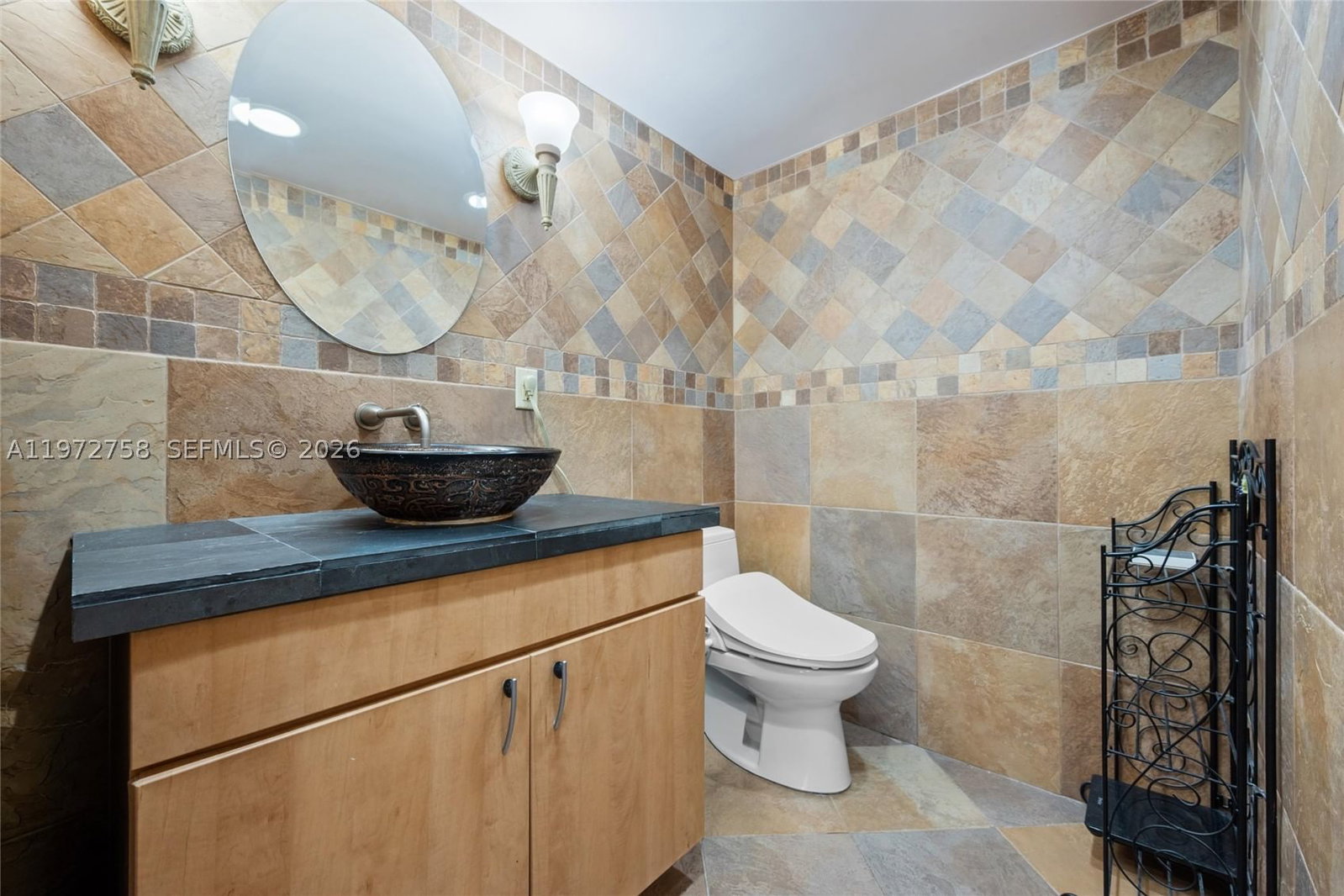 Real estate property located at 2200 OCEAN LN #3009-10, Broward, Point Of Americas, Fort Lauderdale, FL