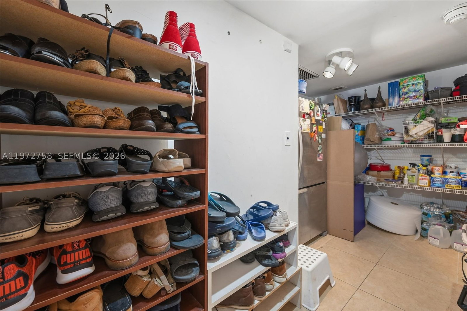 Real estate property located at 2200 OCEAN LN #3009-10, Broward, Point Of Americas, Fort Lauderdale, FL