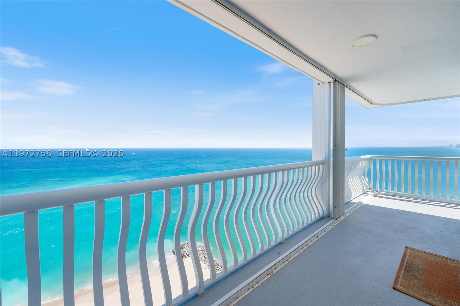 Real estate property located at 2200 OCEAN LN #3009-10, Broward, Point Of Americas, Fort Lauderdale, FL