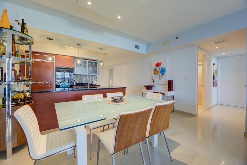 Real estate property located at 1830 Ocean Dr #3011, Broward, Beach Club Two Condo, Hallandale Beach, FL