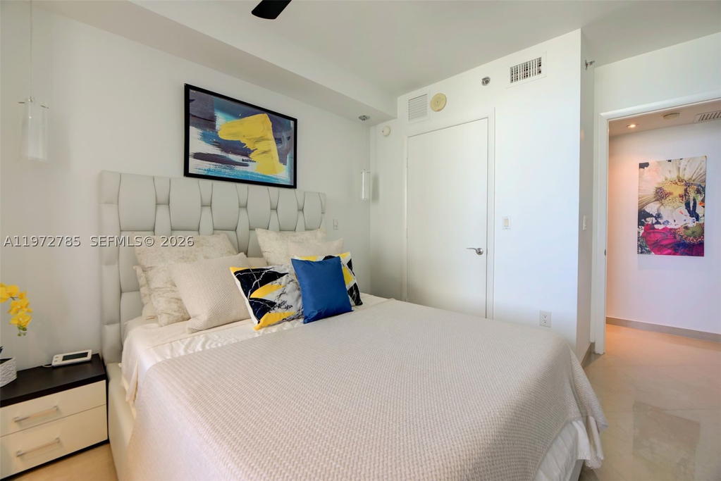 Real estate property located at 1830 Ocean Dr #3011, Broward, Beach Club Two Condo, Hallandale Beach, FL