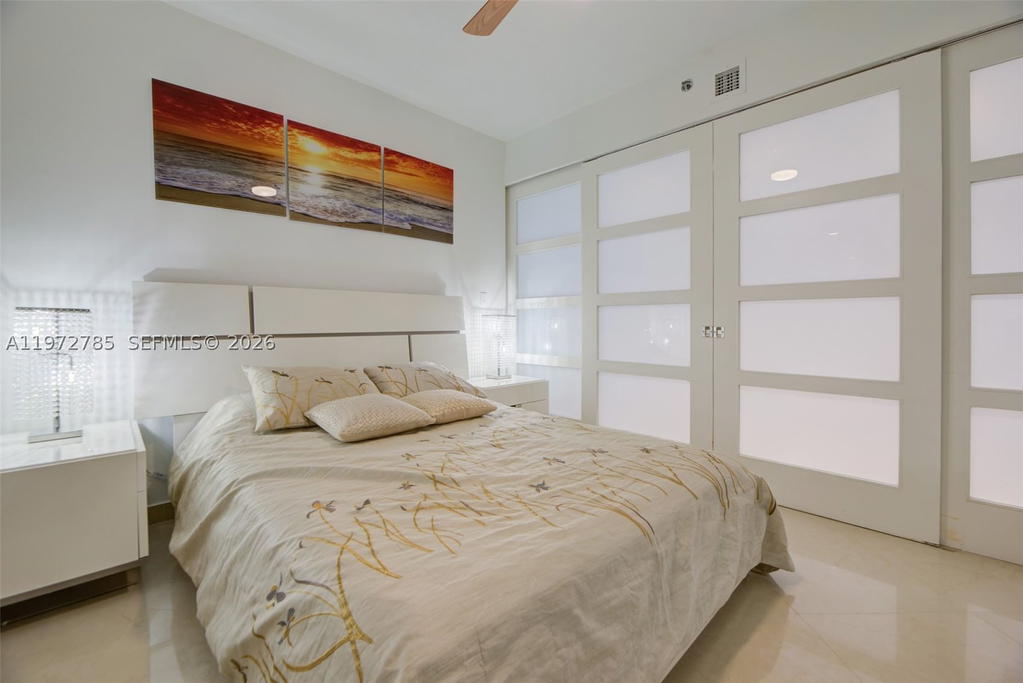 Real estate property located at 1830 Ocean Dr #3011, Broward, Beach Club Two Condo, Hallandale Beach, FL