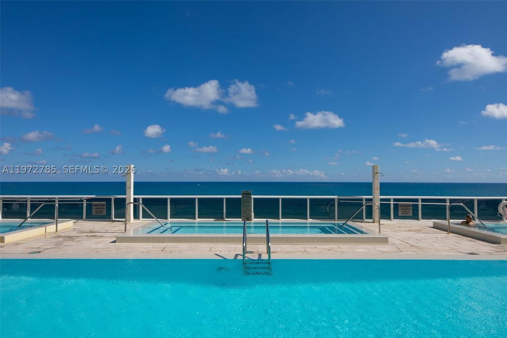 Real estate property located at 1830 Ocean Dr #3011, Broward, Beach Club Two Condo, Hallandale Beach, FL