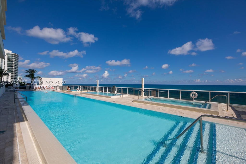 Real estate property located at 1830 Ocean Dr #3011, Broward, Beach Club Two Condo, Hallandale Beach, FL