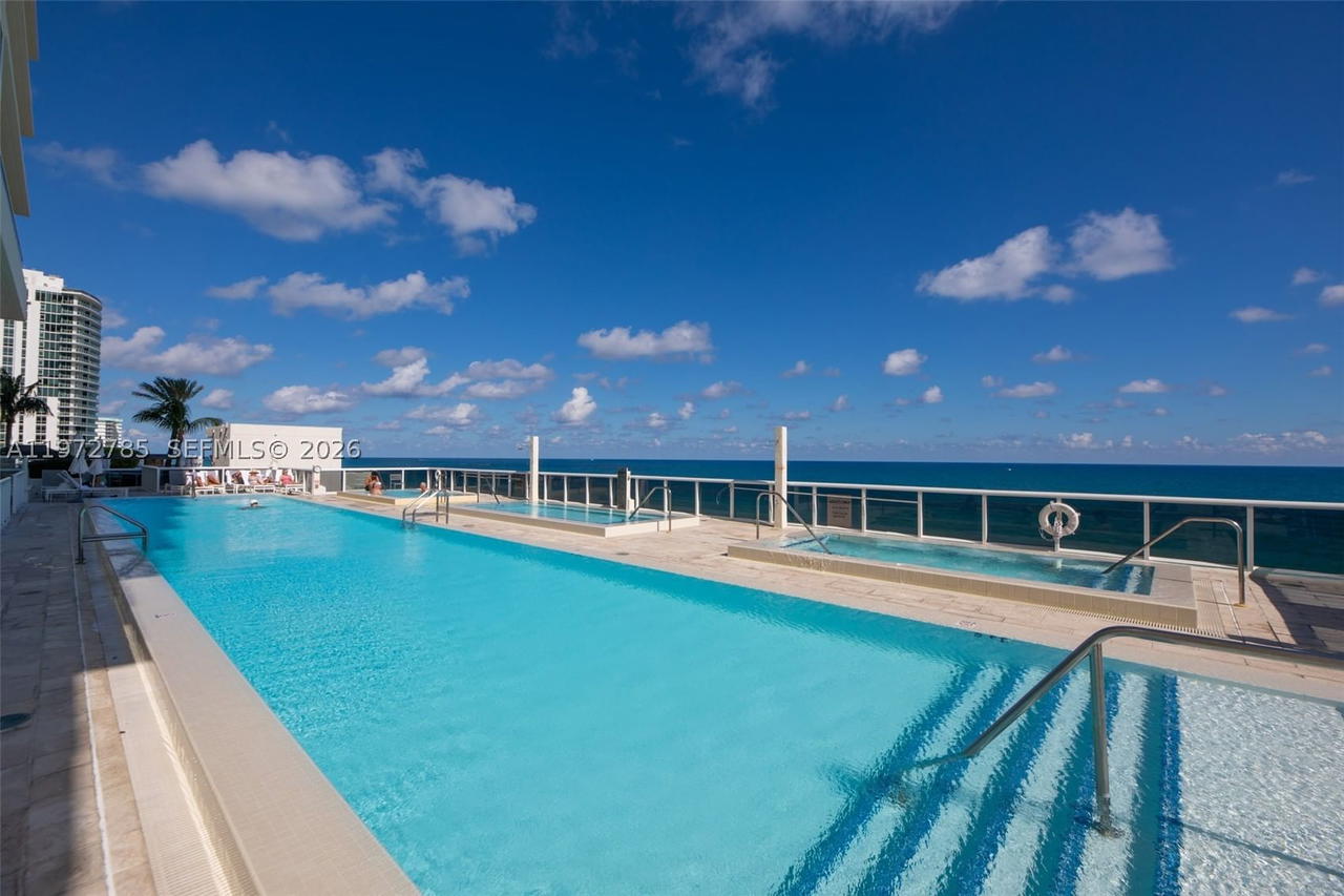 Real estate property located at 1830 Ocean Dr #3011, Broward, Beach Club Two Condo, Hallandale Beach, FL