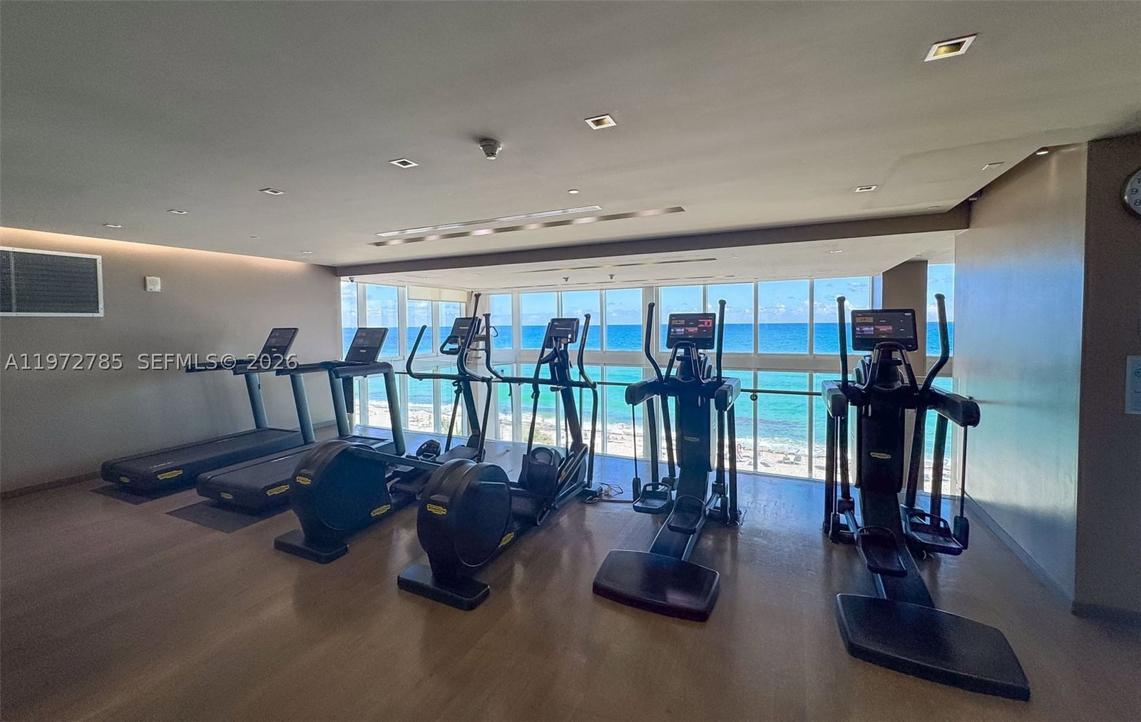Real estate property located at 1830 Ocean Dr #3011, Broward, Beach Club Two Condo, Hallandale Beach, FL