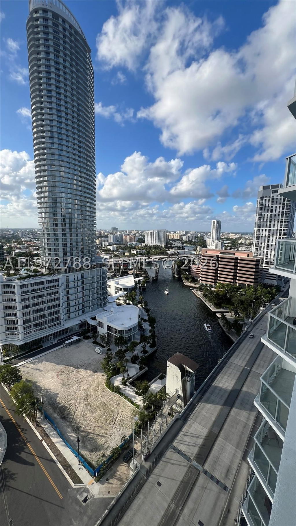 Real estate property located at 185 7th St #2202, Miami-dade, Latitude On The River Con, Miami, FL