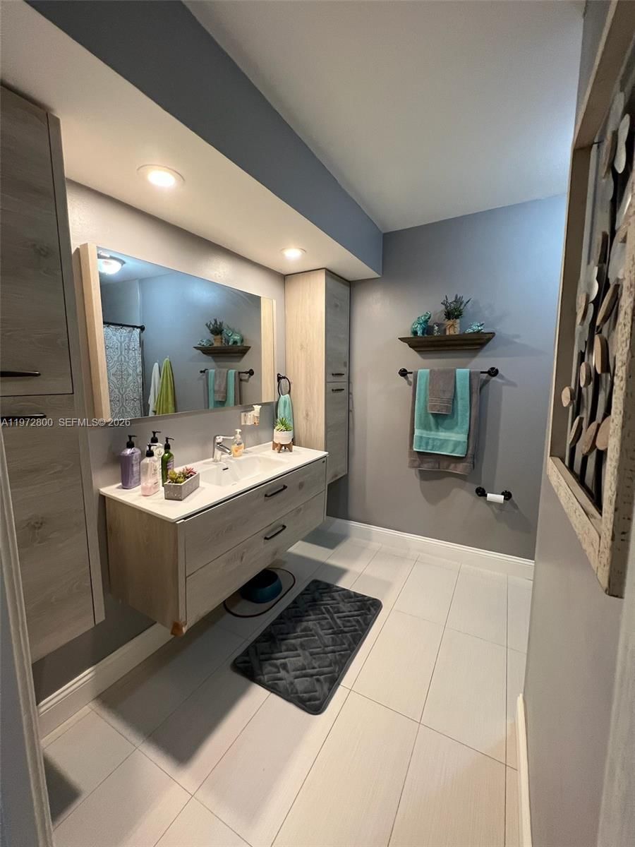 Real estate property located at 11421 30th Pl, Broward, Sunrise Golf Village Sec, Sunrise, FL