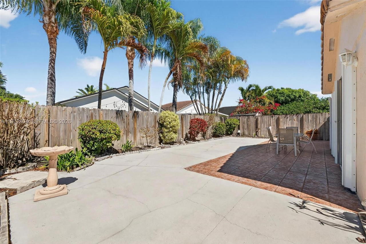 Real estate property located at 14345 172nd Ln, Miami-dade, Maralex Homes, Miami, FL