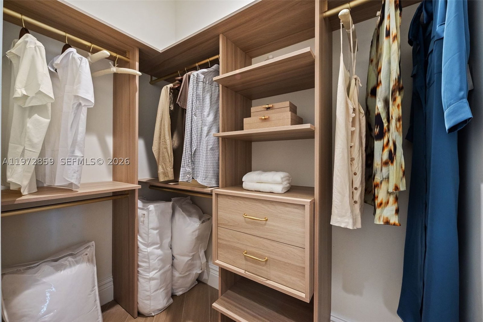 Real estate property located at 2700 2nd Ave #814, Miami-dade, Nomad Wynwood Residences, Miami, FL
