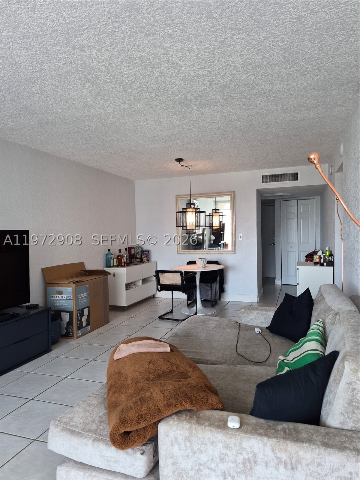 Real estate property located at 2655 Collins Ave #1404, Miami-dade, Mirasol Ocean Towers Cond, Miami Beach, FL
