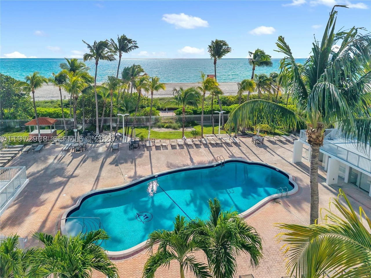 Real estate property located at 2655 Collins Ave #1404, Miami-dade, Mirasol Ocean Towers Cond, Miami Beach, FL