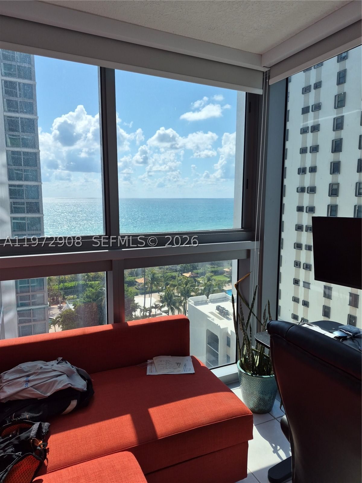 Real estate property located at 2655 Collins Ave #1404, Miami-dade, Mirasol Ocean Towers Cond, Miami Beach, FL