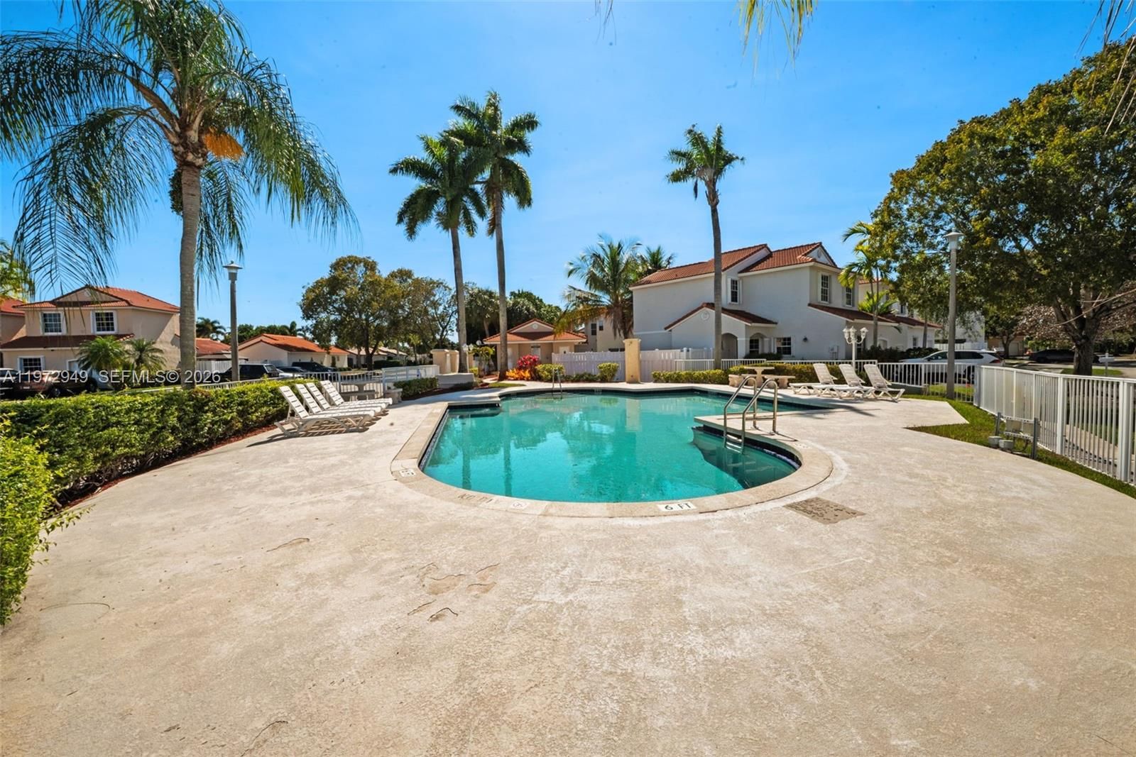 Real estate property located at 1026 180th Ter, Broward, Silver Lakes Phase Ii Rep, Pembroke Pines, FL