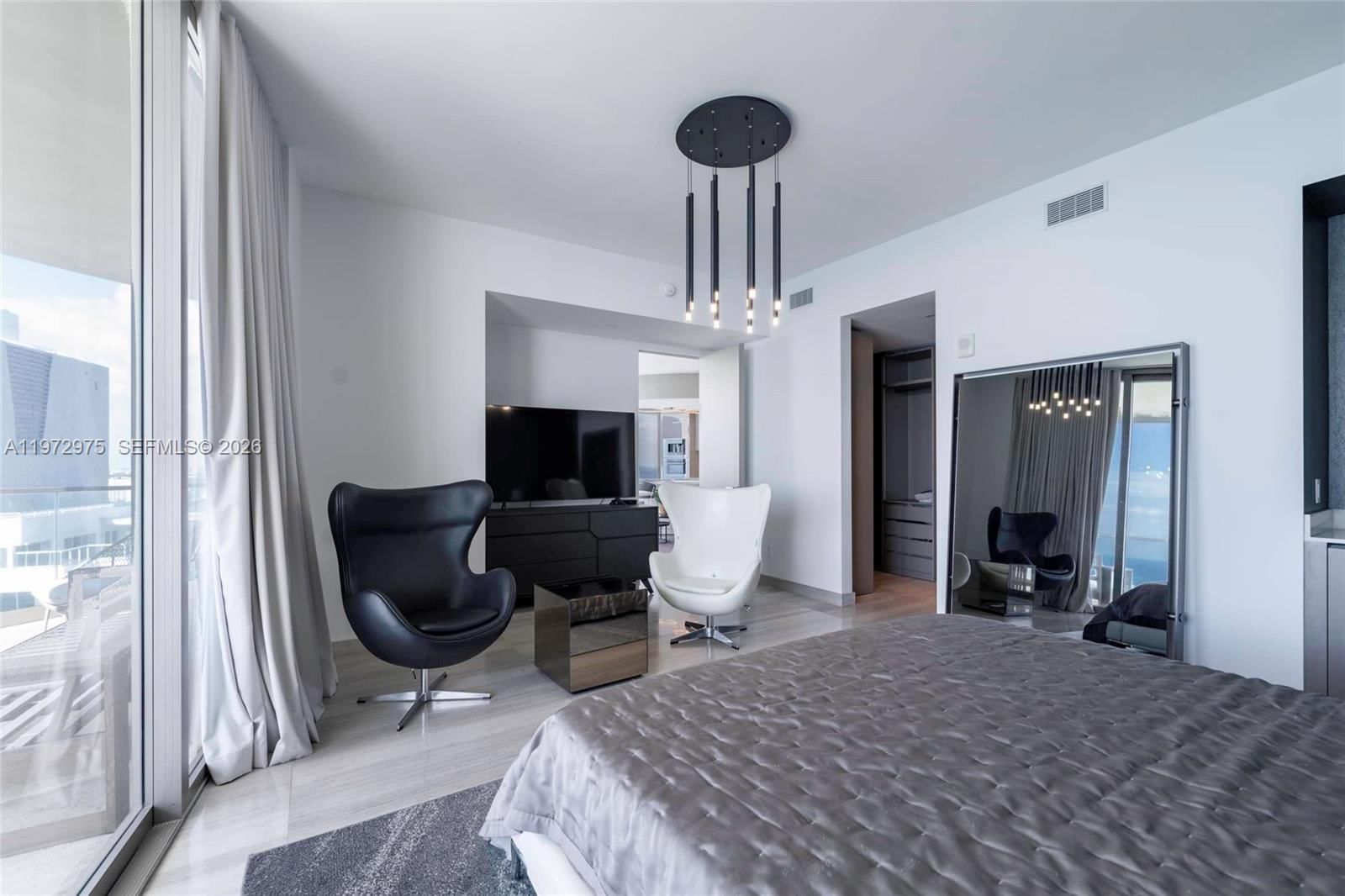 Real estate property located at 18975 Collins Ave #3004, Miami-dade, 18975 Collins Condo, Sunny Isles Beach, FL