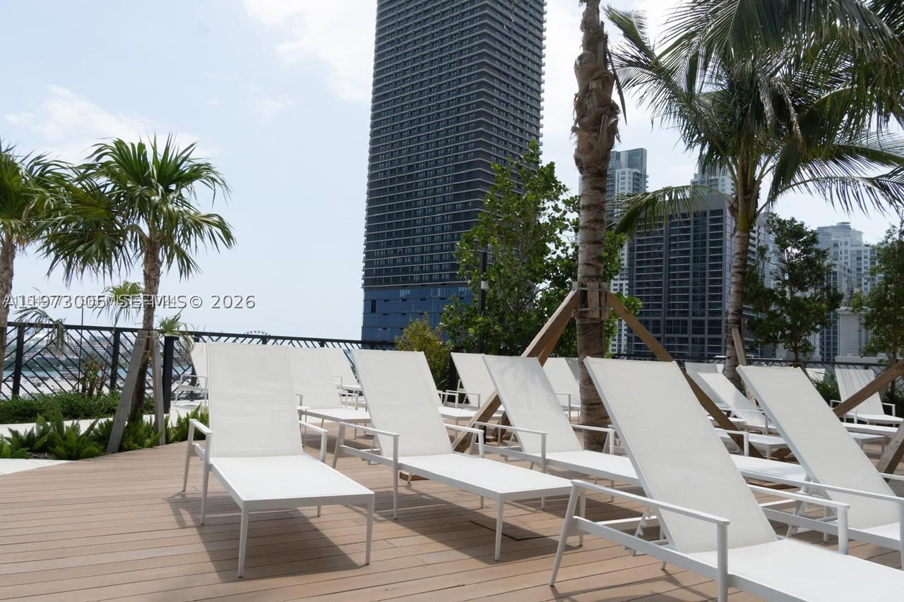 Real estate property located at 159 6th St #4811, Miami-dade, Gale Miami, Miami, FL