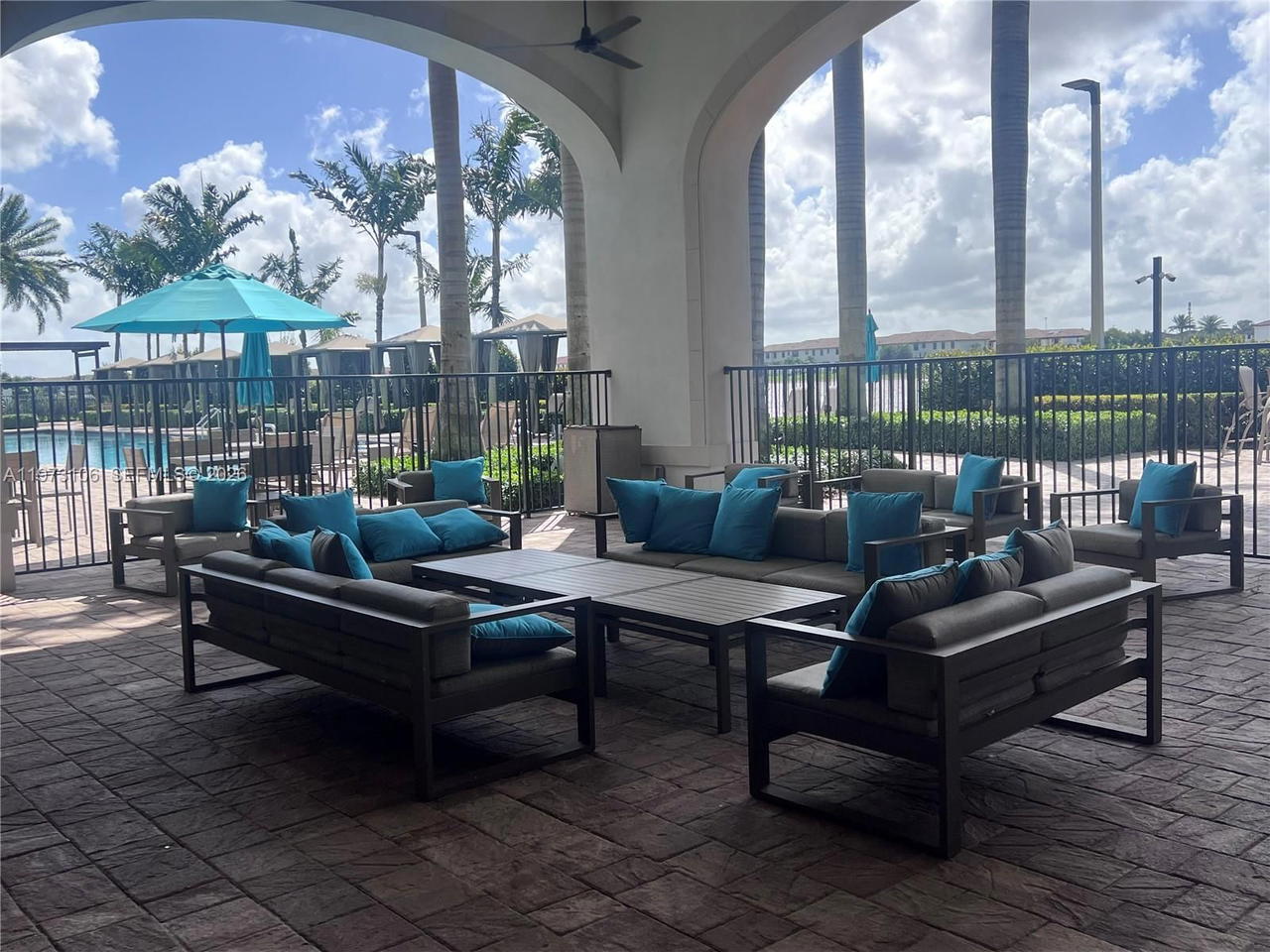 Real estate property located at 3494 106th Ter, Miami-dade, Aquabella Section Two, Hialeah, FL